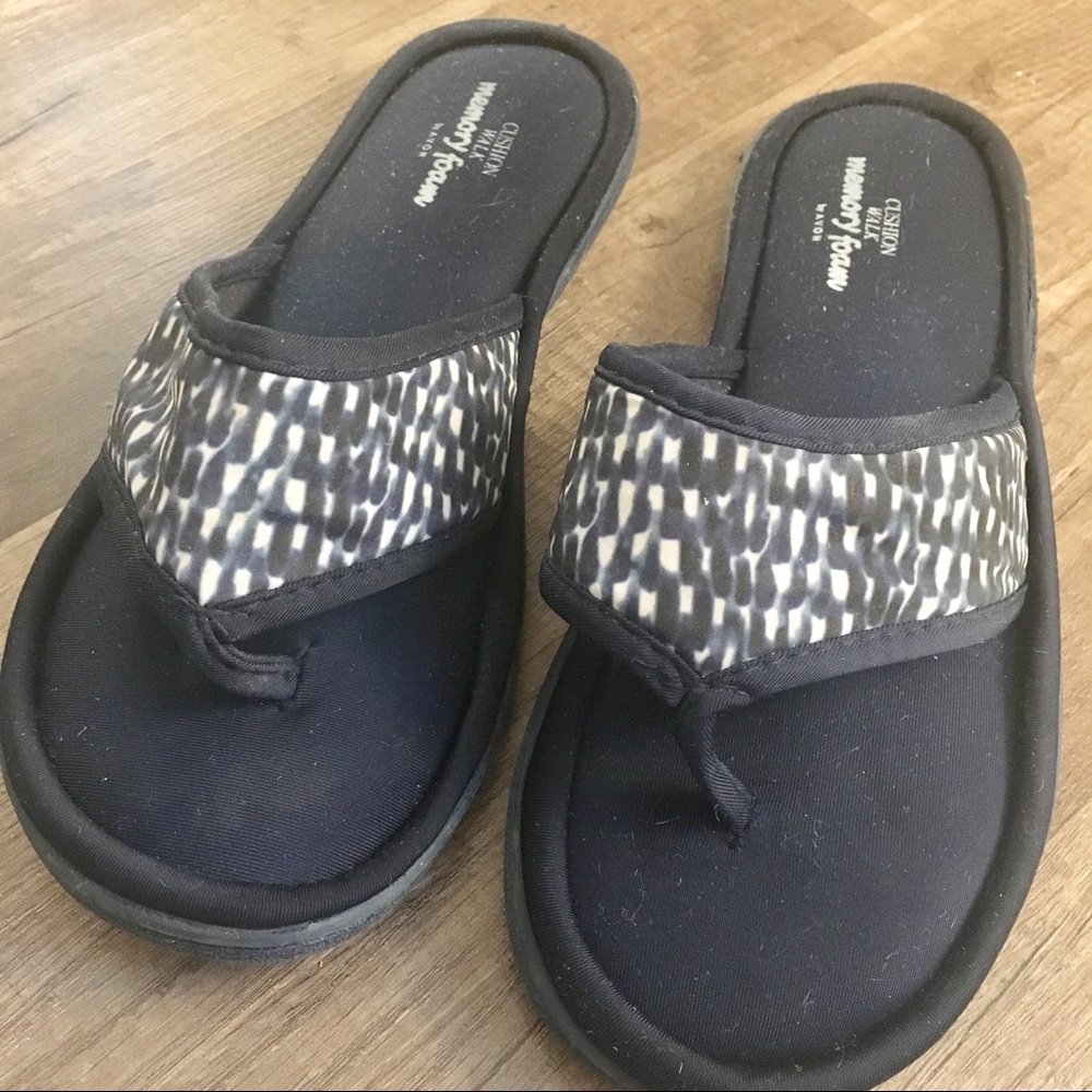 Cushion Walk Memory Foam by Avon Sandals